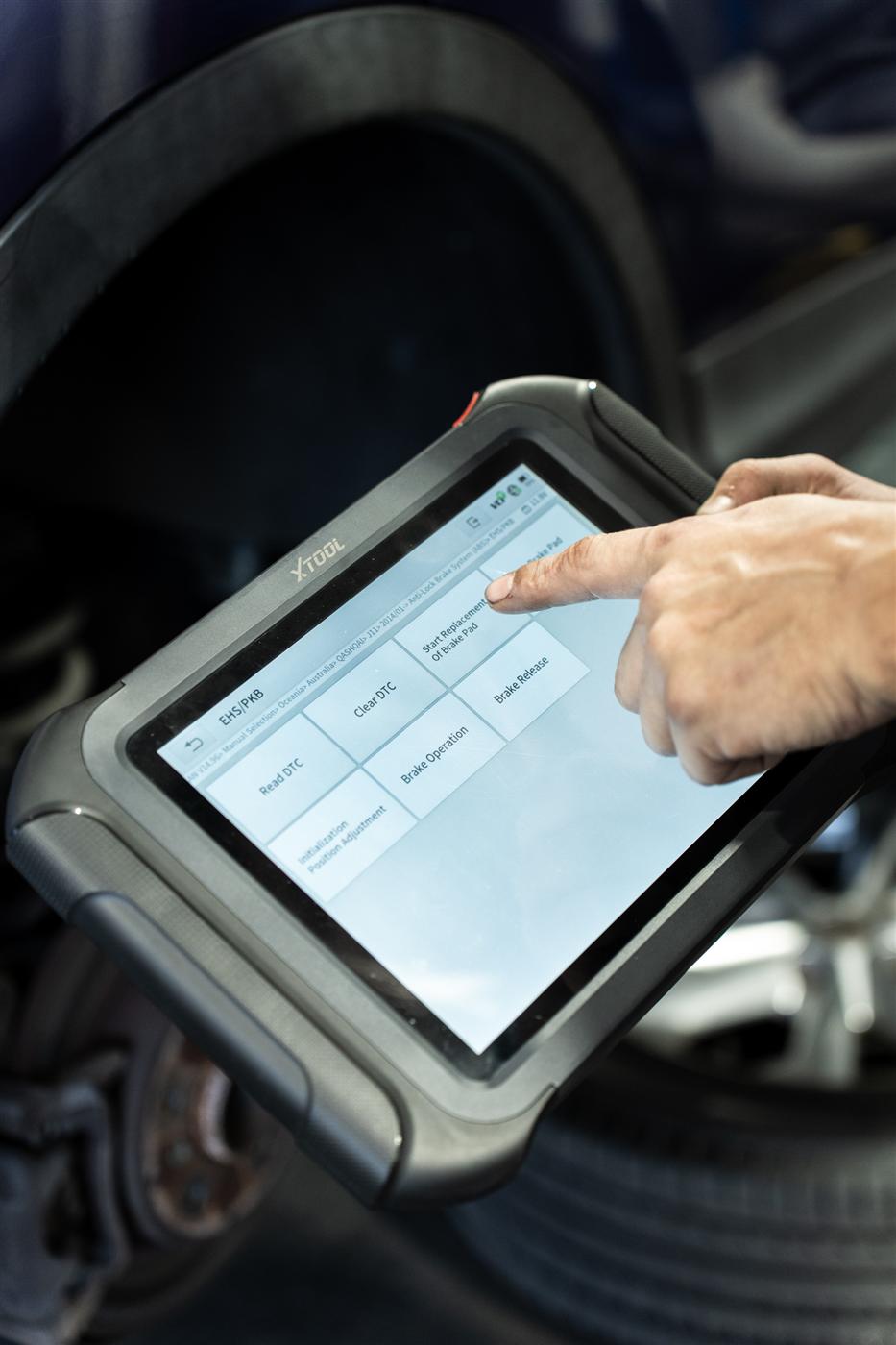 XTOOL diagnostic scan at Masters Garage